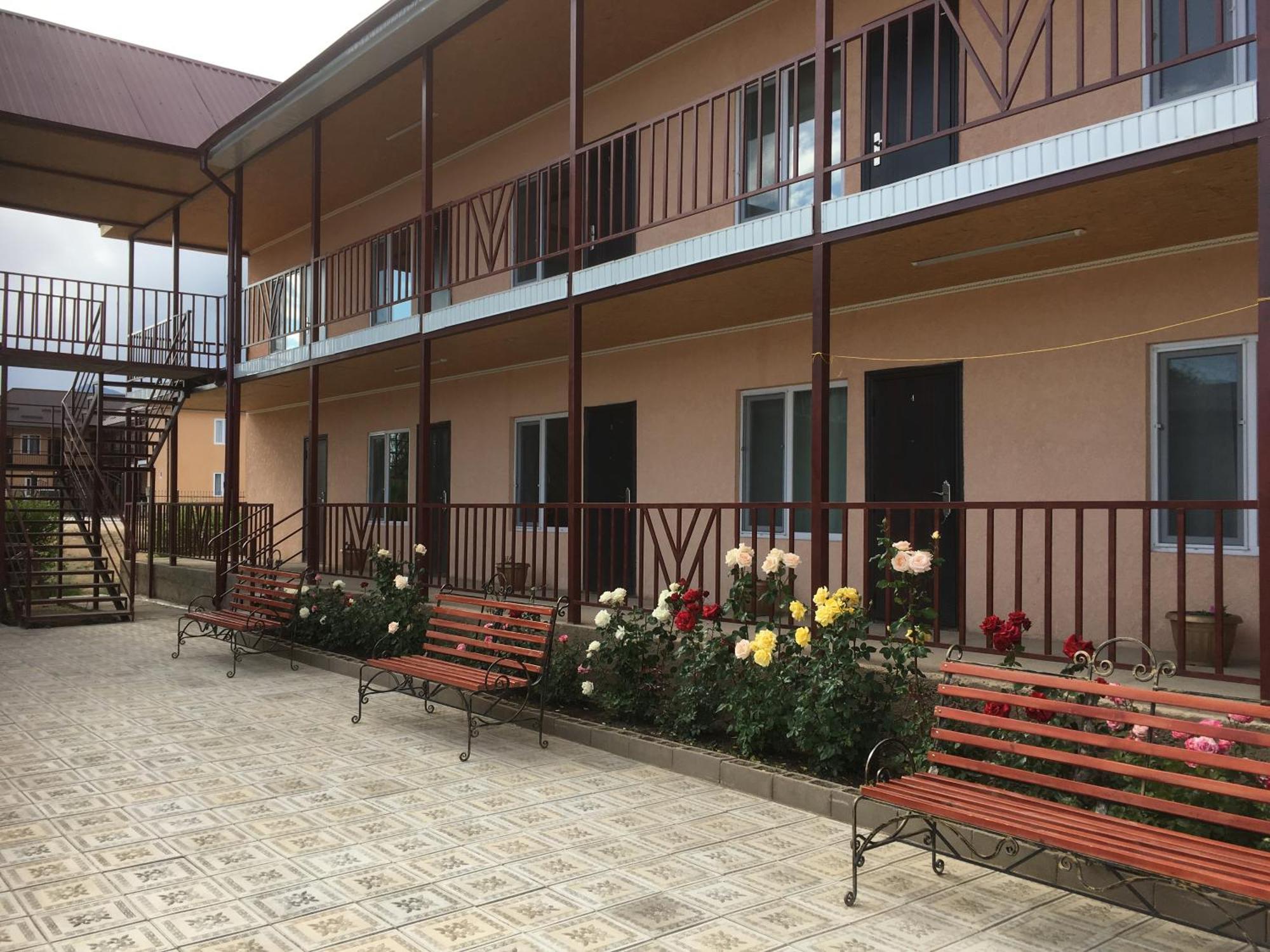 Altynai Guest House شولبون آتا المظهر الخارجي الصورة