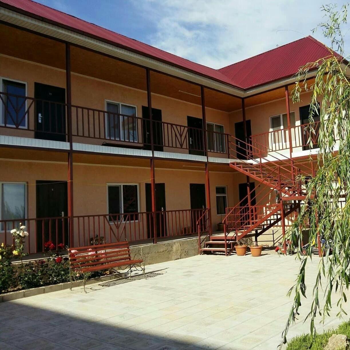 Altynai Guest House شولبون آتا المظهر الخارجي الصورة